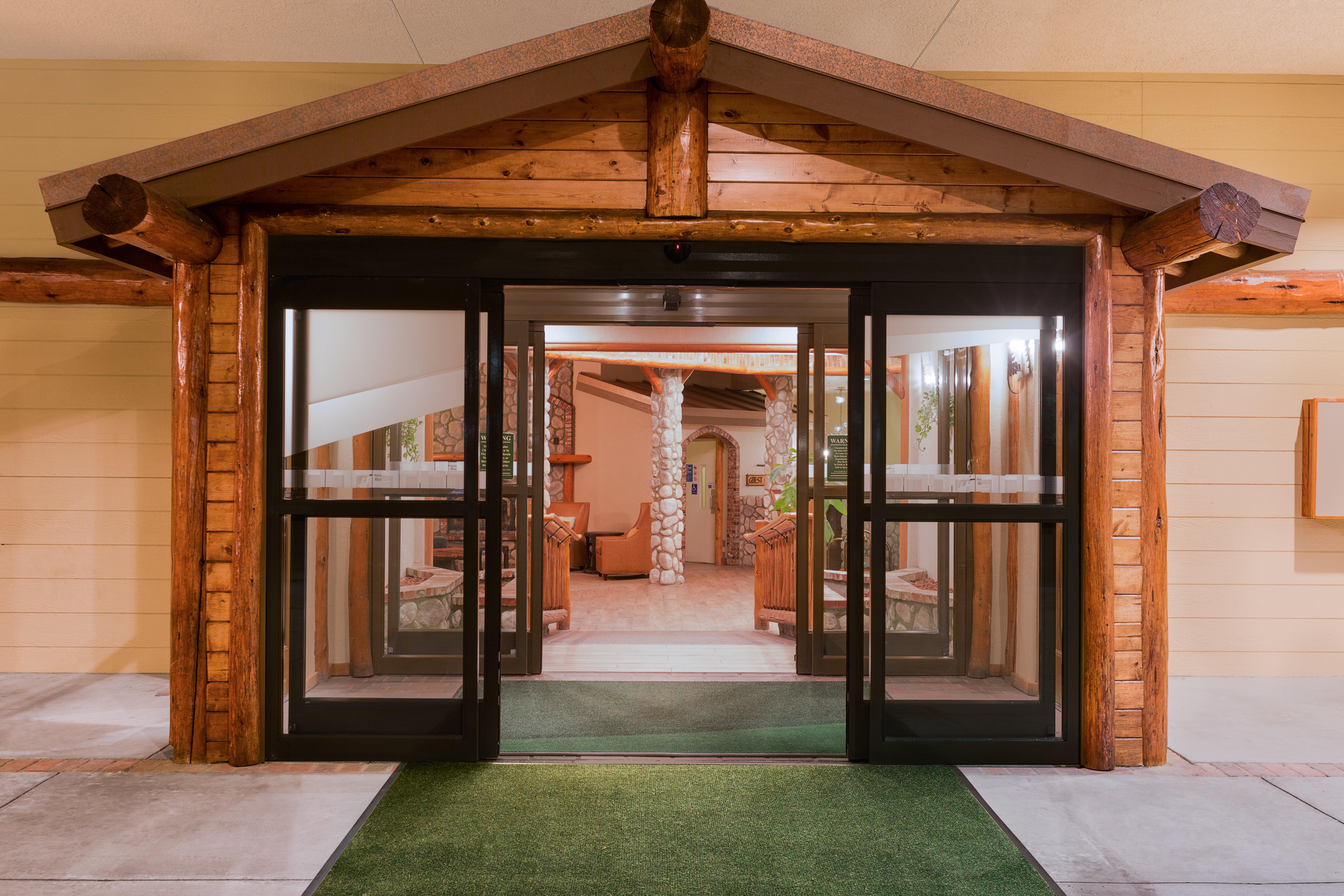 Holiday Inn Resort The Lodge At Big Bear Lake By Ihg Eksteriør billede